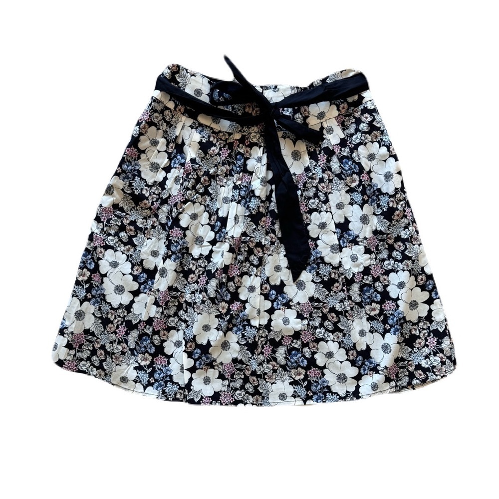 NWT Womens Ann Taylor Blue and White Mini A-Line Skirt with Tie Front Size 0P